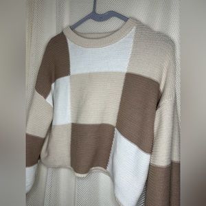 Block neutral sweater